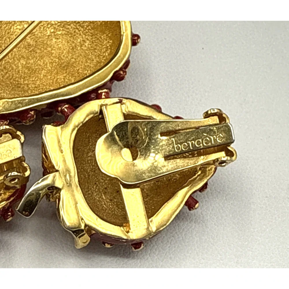 Vintage Bergere Brooch Clip On Earrings Berries Strawberry Red Gold‎ Tone READ - Picture 5 of 9